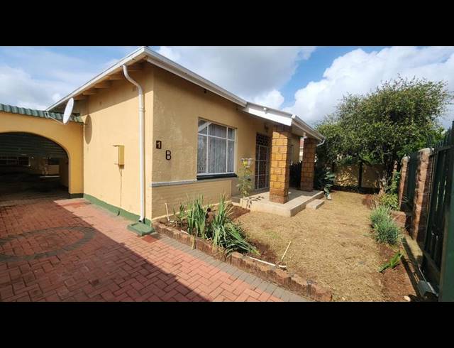 2 BEDROOM HOUSE FOR SALE IN BRAKPAN CENTRAL